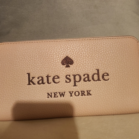 NWT Kate Spade Large Glitter Logo wallet - Picture 3 of 8
